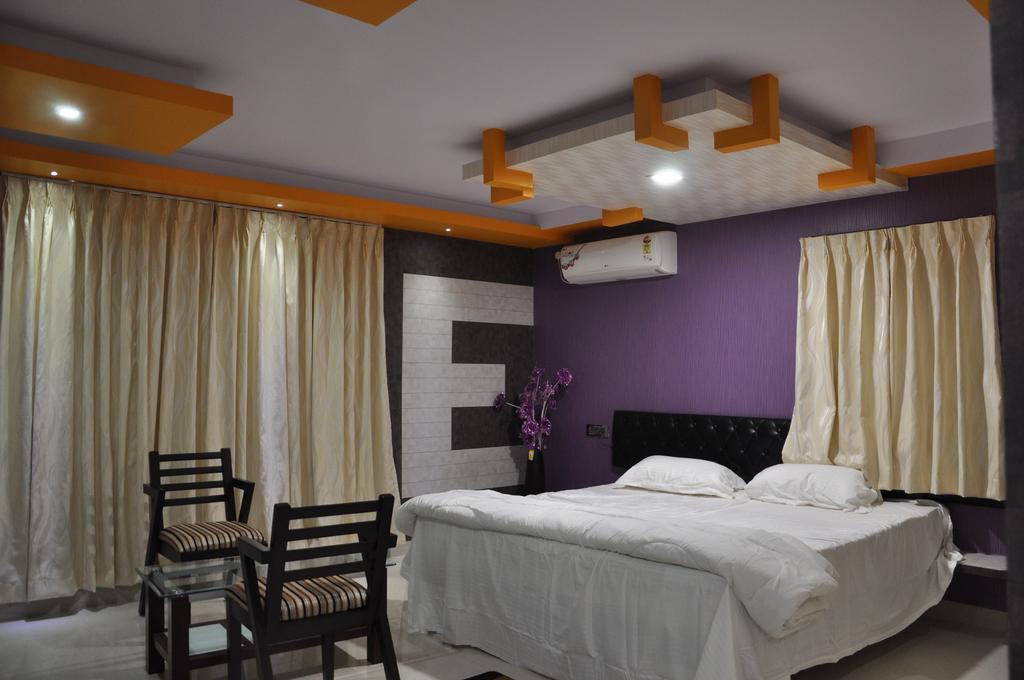 Hotel Av Comforts Bangalore Room photo